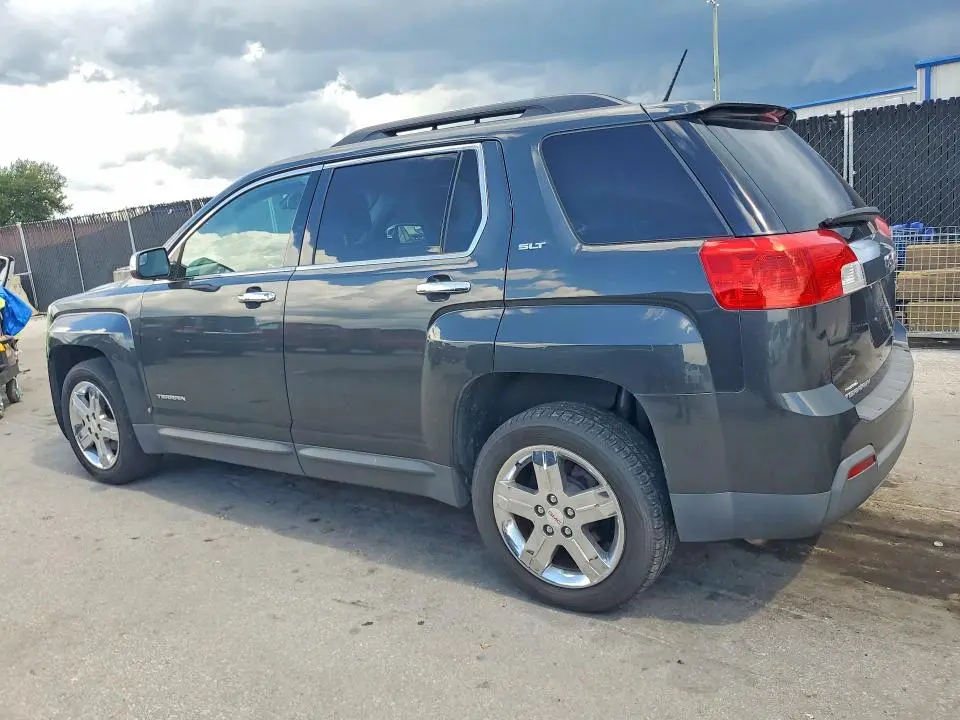 2013 GMC TERRAIN SLT  
