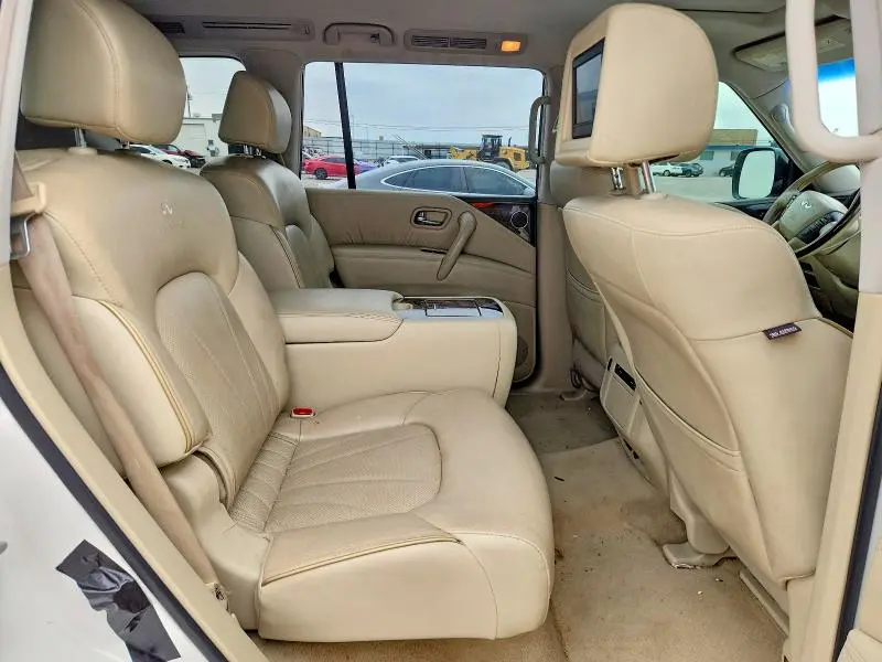 2014 INFINITI QX80   