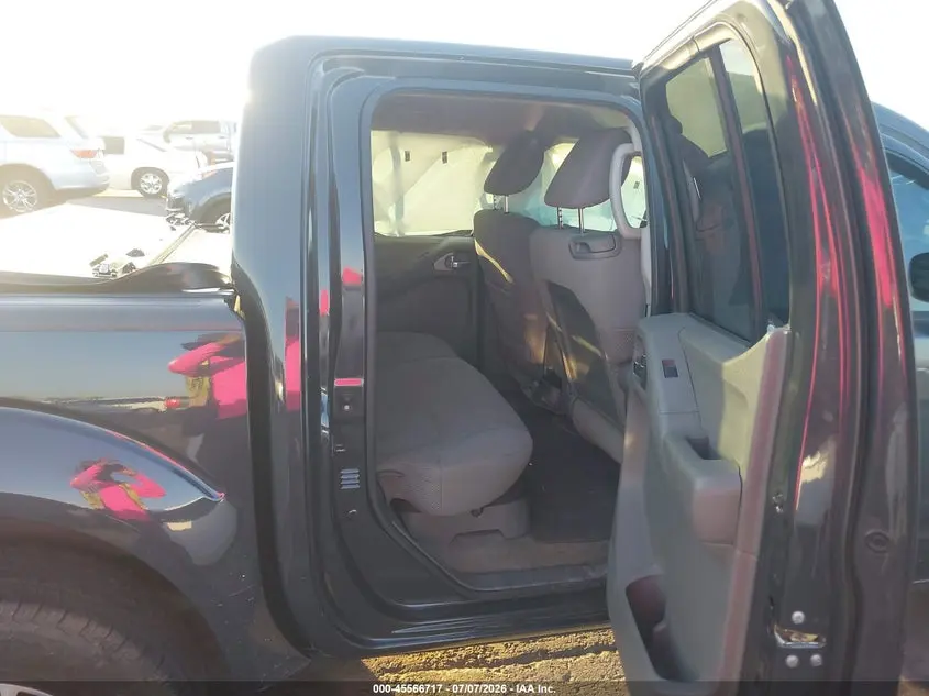 2012 NISSAN FRONTIER SV