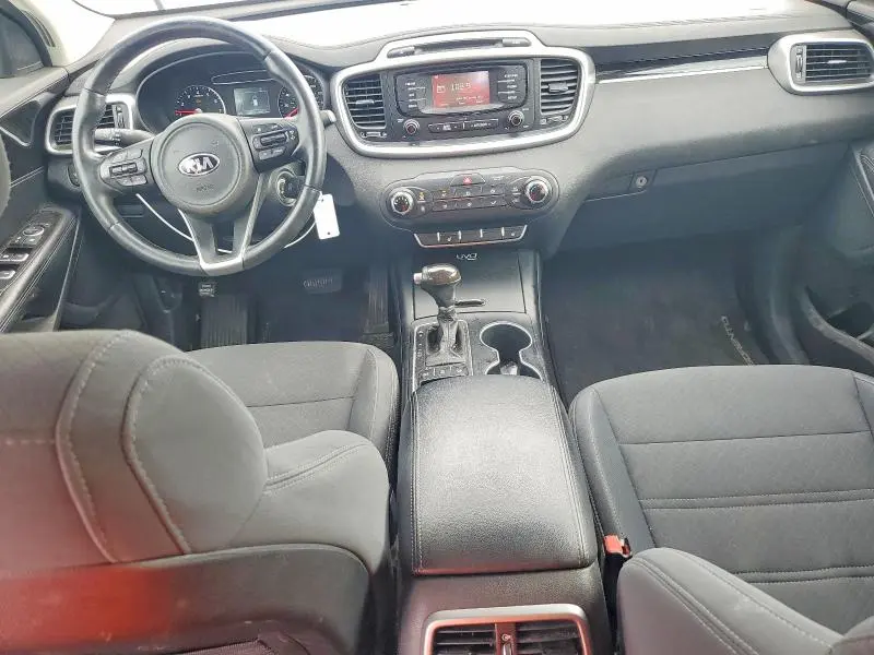 2016 KIA SORENTO LX V6  