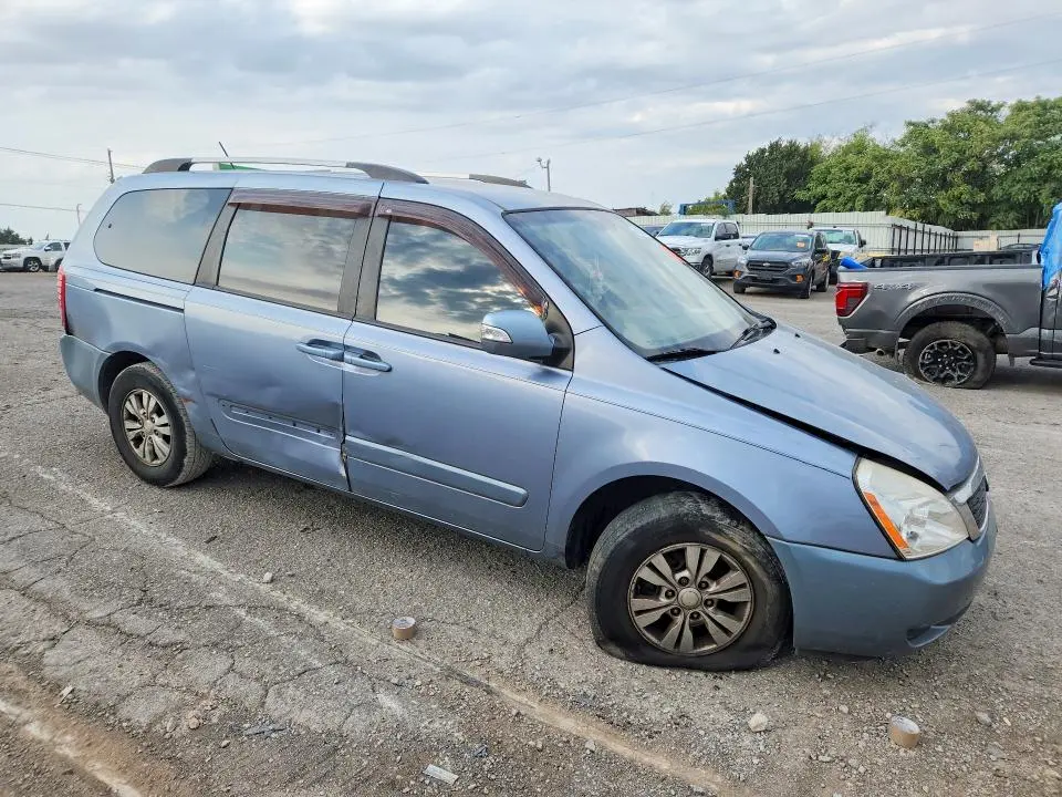 2012 KIA SEDONA LX  