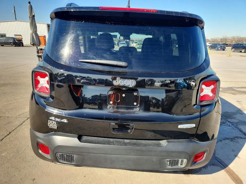 2022 JEEP RENEGADE LATITUDE  