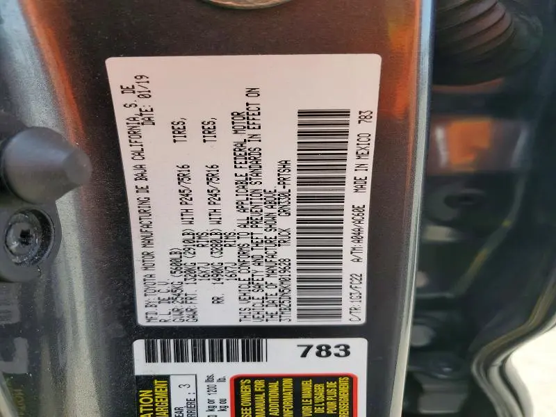 2019 TOYOTA TACOMA SR5 V6  