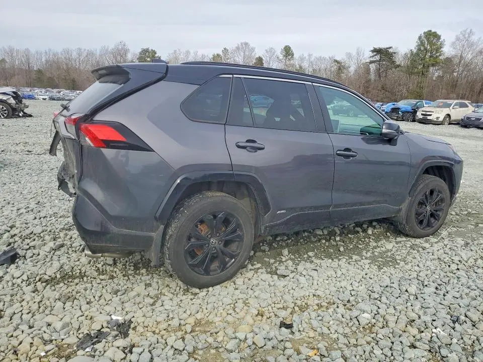 2022 TOYOTA RAV4 XSE  