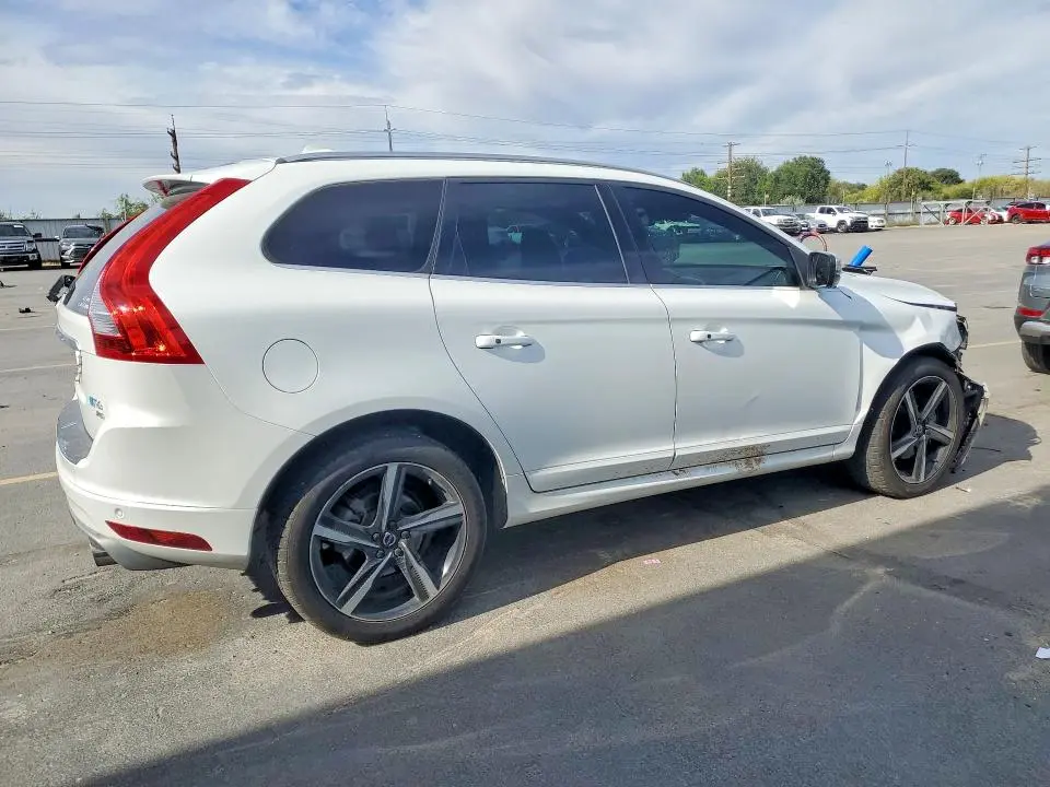 2014 VOLVO XC60 T6  