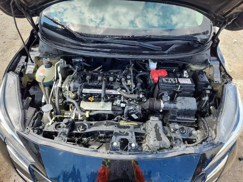 2023 NISSAN VERSA SV  