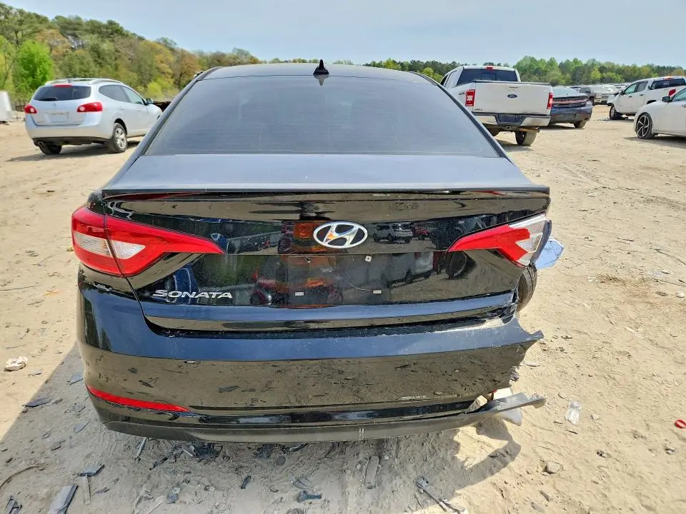2016 HYUNDAI SONATA SE  
