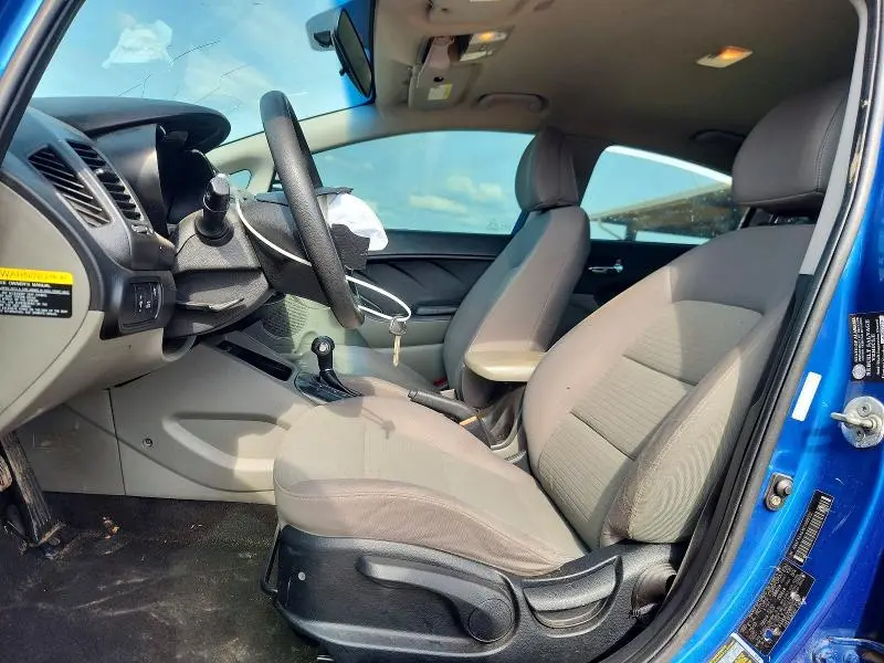 2014 KIA FORTE LX  