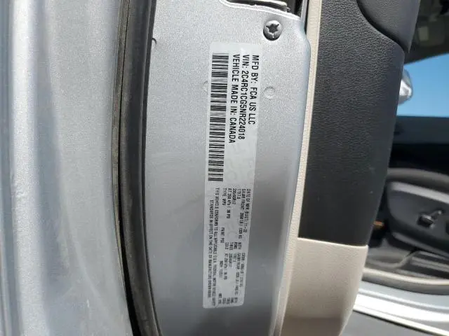 2022 CHRYSLER VOYAGER LX