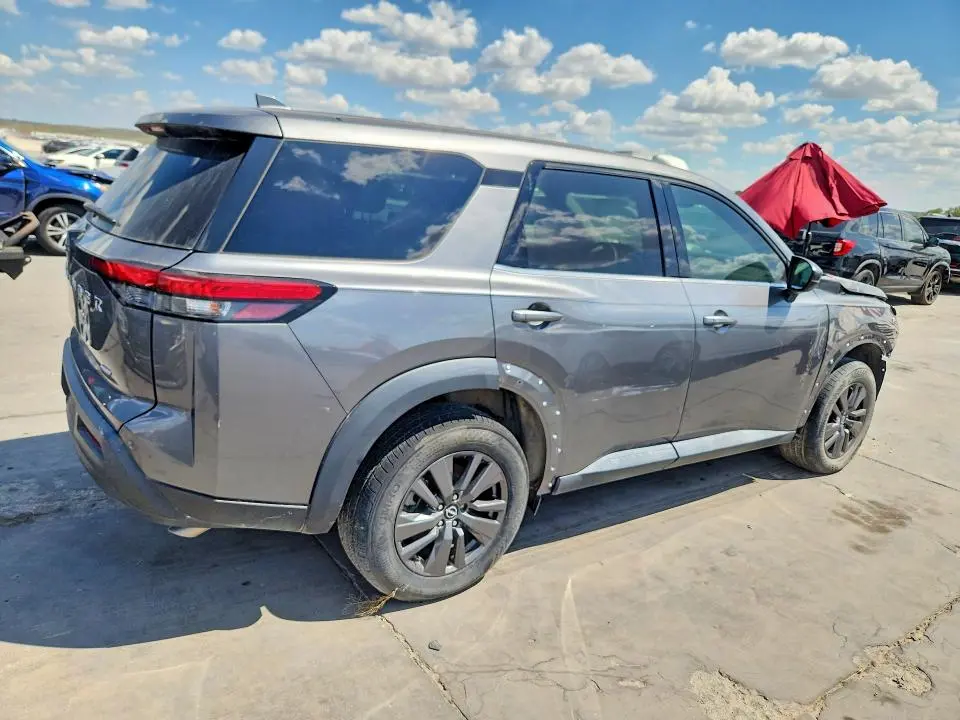 2022 NISSAN PATHFINDER S  