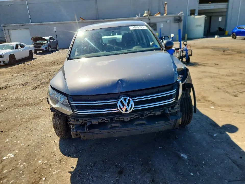 2014 VOLKSWAGEN TIGUAN S  