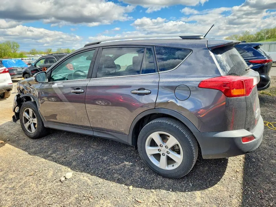 2014 TOYOTA RAV4 XLE  