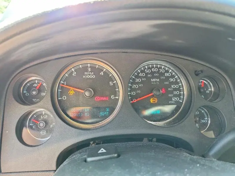 2011 CHEVROLET SUBURBAN K1500 LT  