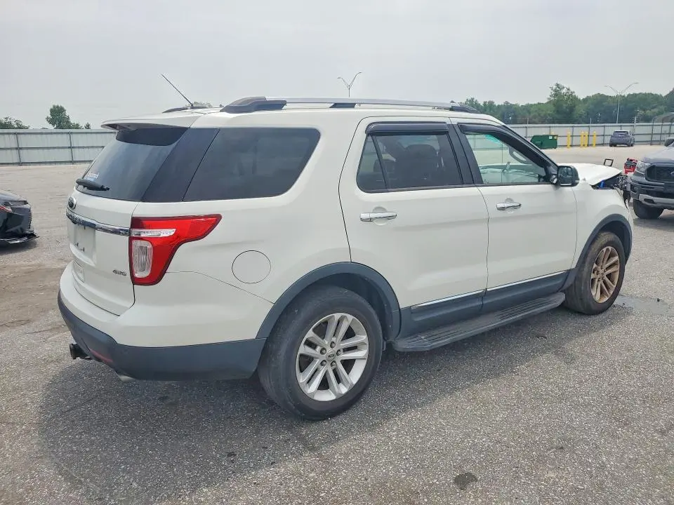2011 FORD EXPLORER XLT  