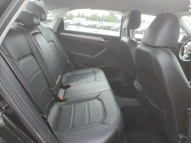 2014 VOLKSWAGEN PASSAT S  