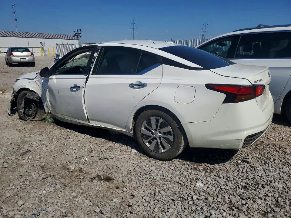 2019 NISSAN ALTIMA S  