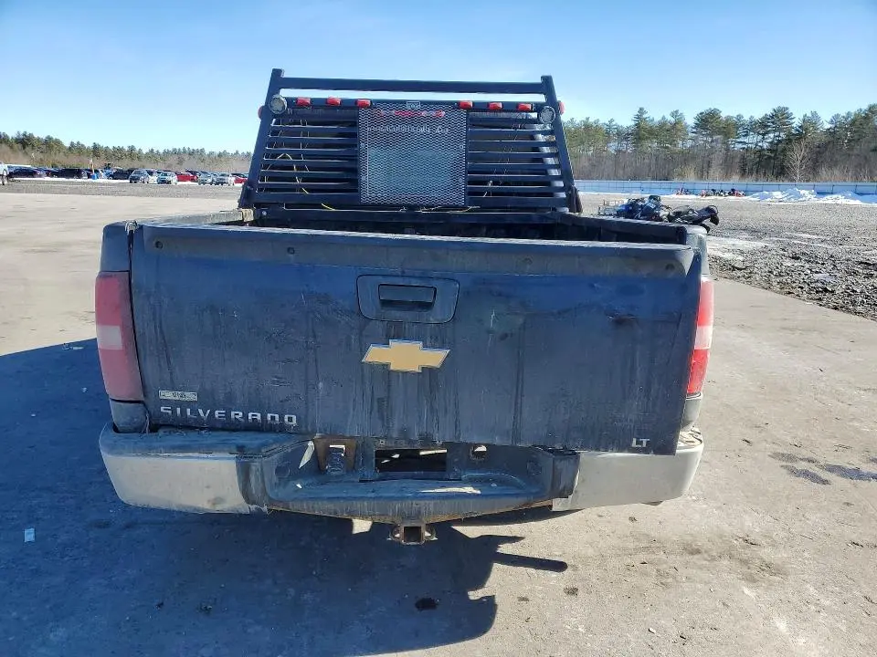 2011 CHEVROLET SILVERADO K1500 LT  
