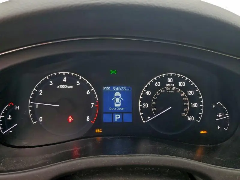 2010 HYUNDAI GENESIS 4.6L  