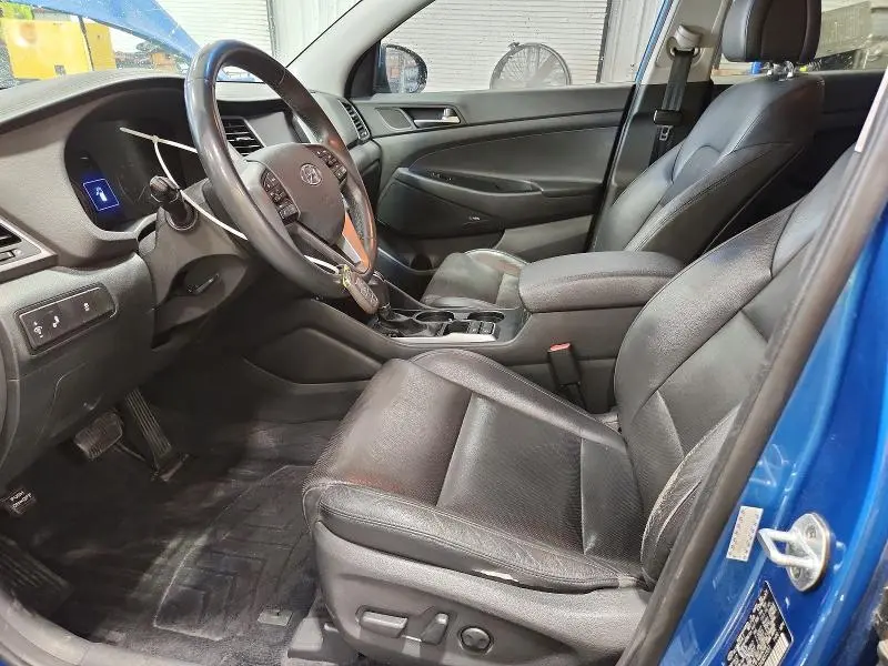2017 HYUNDAI TUCSON SE PLUS  