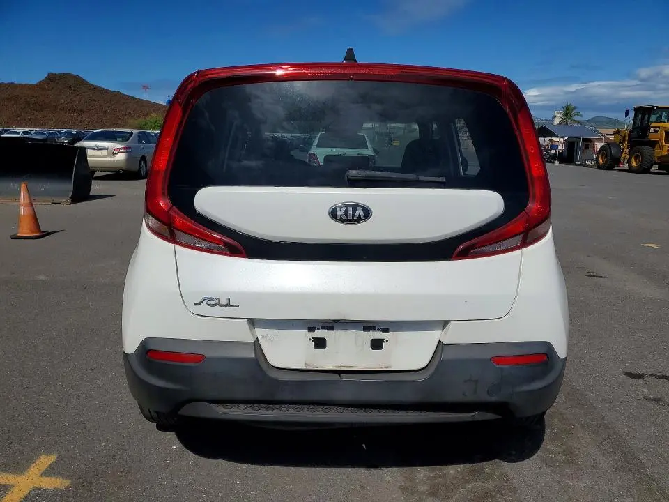2020 KIA SOUL LX  