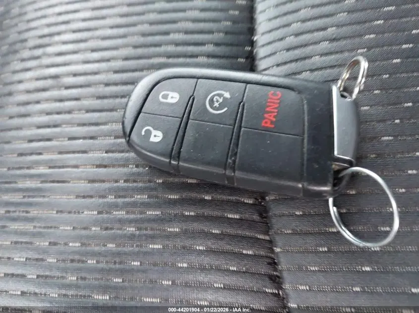 2014 DODGE JOURNEY SXT