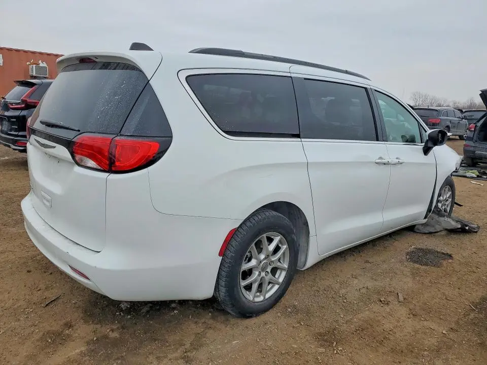 2021 CHRYSLER VOYAGER LXI  
