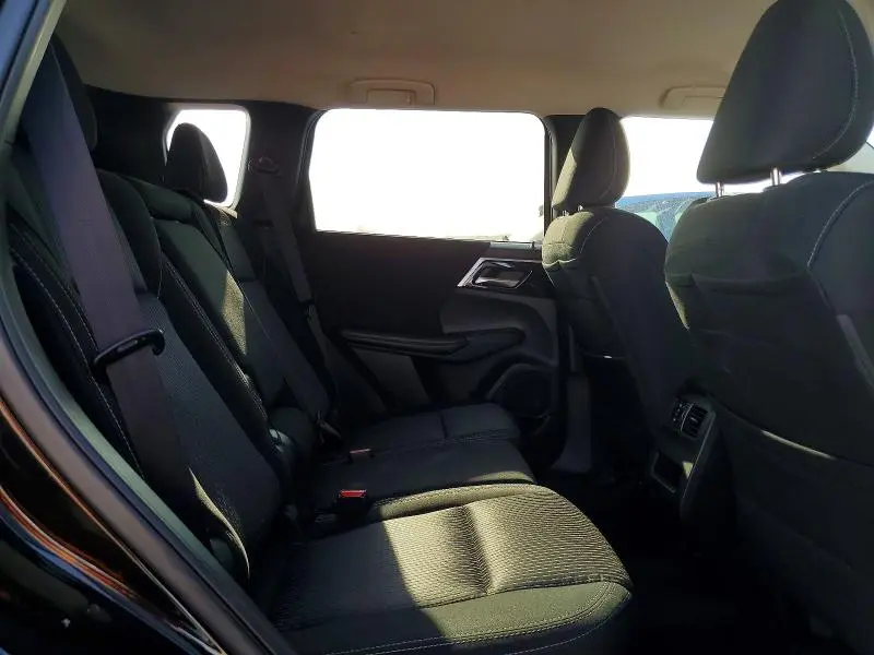 2024 MITSUBISHI OUTLANDER ES  