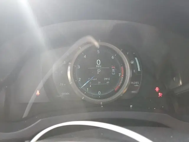 2016 LEXUS IS 300  