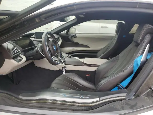 2019 BMW I8   
