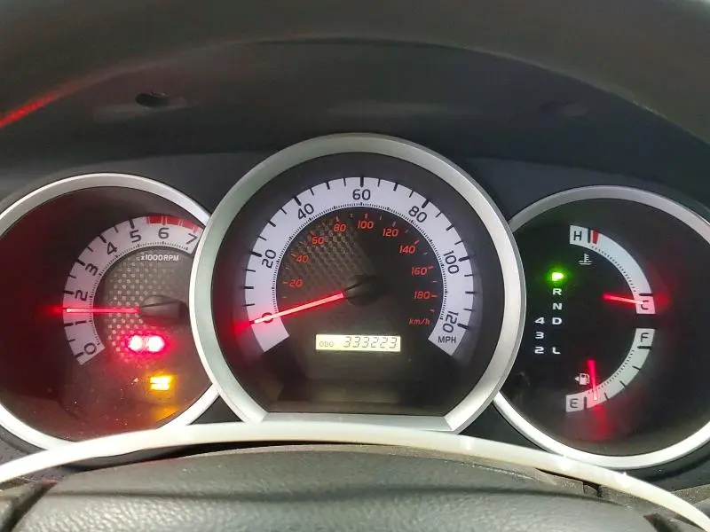 2013 TOYOTA TACOMA V6  