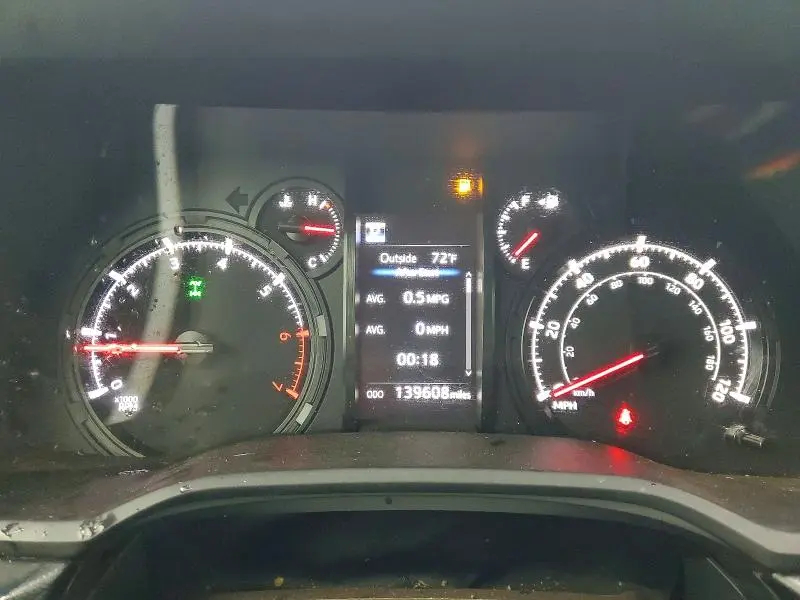 2021 TOYOTA 4RUNNER SR5  
