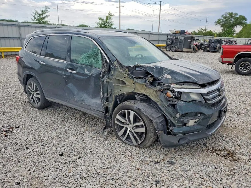 2016 HONDA PILOT TOURING  