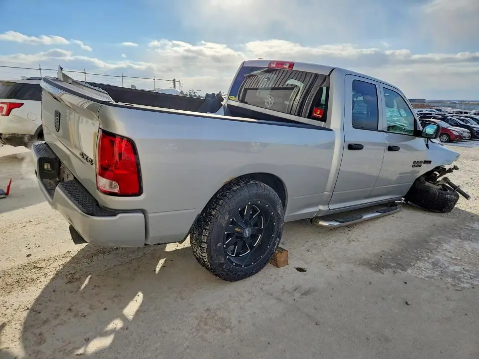 2014 RAM 1500 ST  
