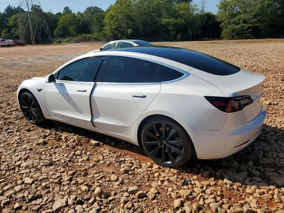 2020 TESLA MODEL 3   