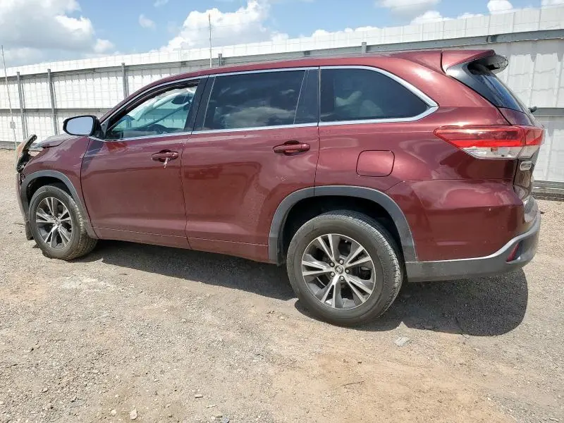 2018 TOYOTA HIGHLANDER LE  