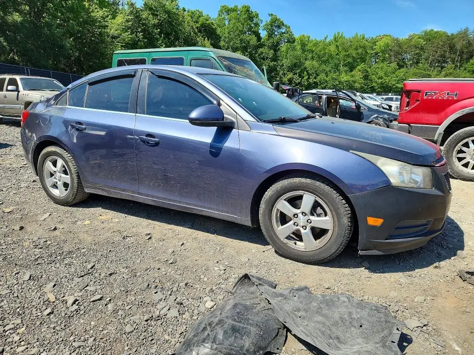 2013 CHEVROLET CRUZE LT  