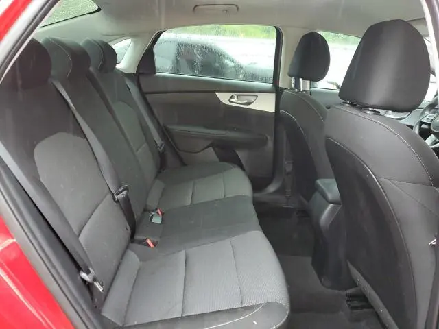 2023 KIA FORTE LX  