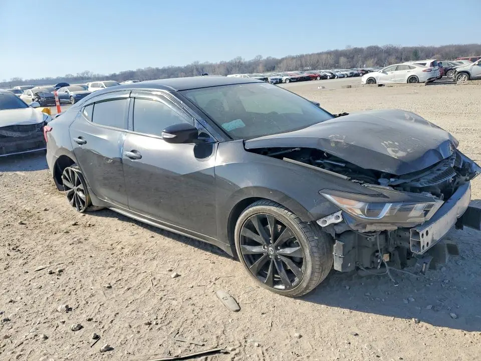 2017 NISSAN MAXIMA 3.5 SR  