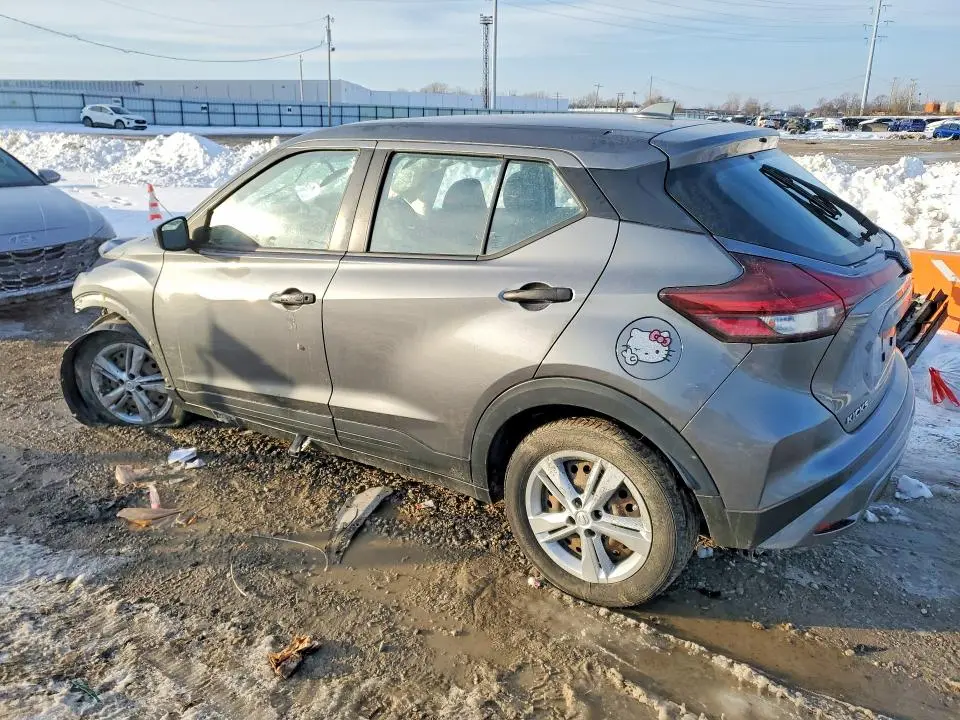 2022 NISSAN KICKS   