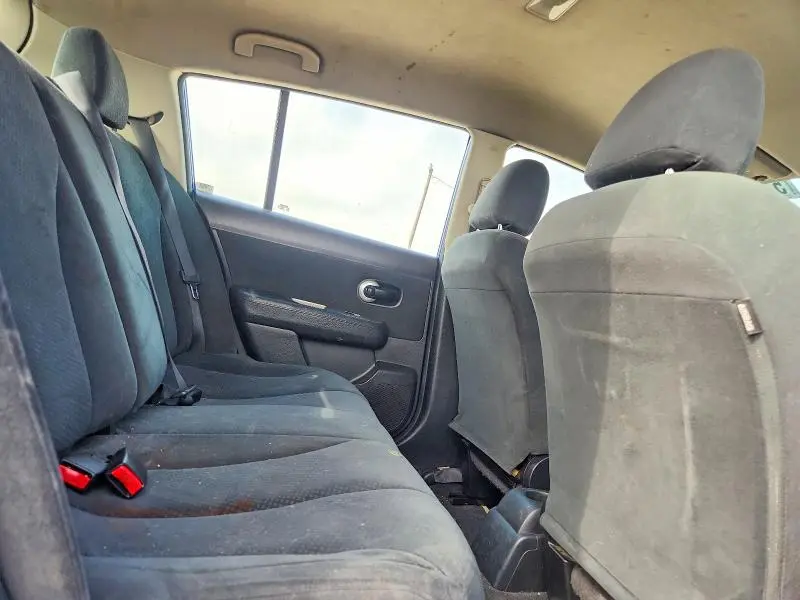 2012 NISSAN VERSA 1.8 S  
