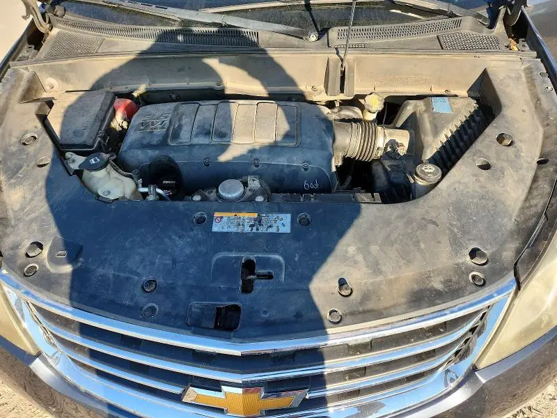 2013 CHEVROLET TRAVERSE LT  