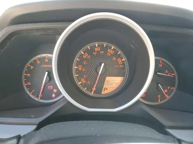 2011 TOYOTA 4RUNNER SR5  