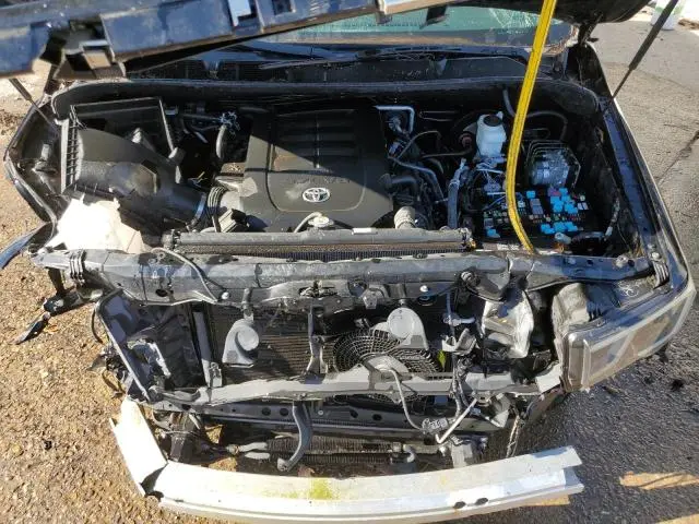 2019 TOYOTA SEQUOIA SR5  