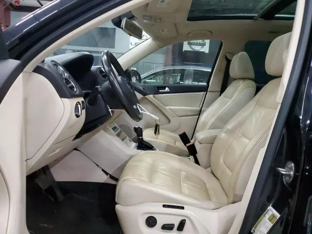 2012 VOLKSWAGEN TIGUAN S  