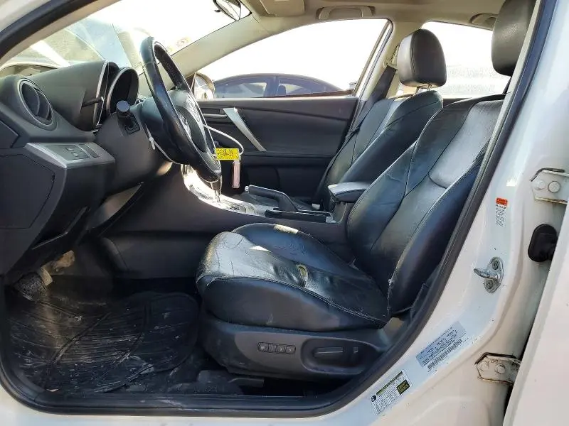 2010 MAZDA 3 S  