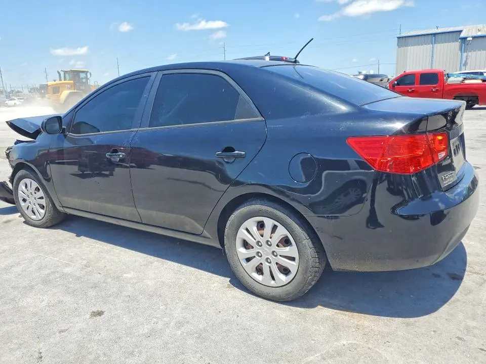 2013 KIA FORTE LX  