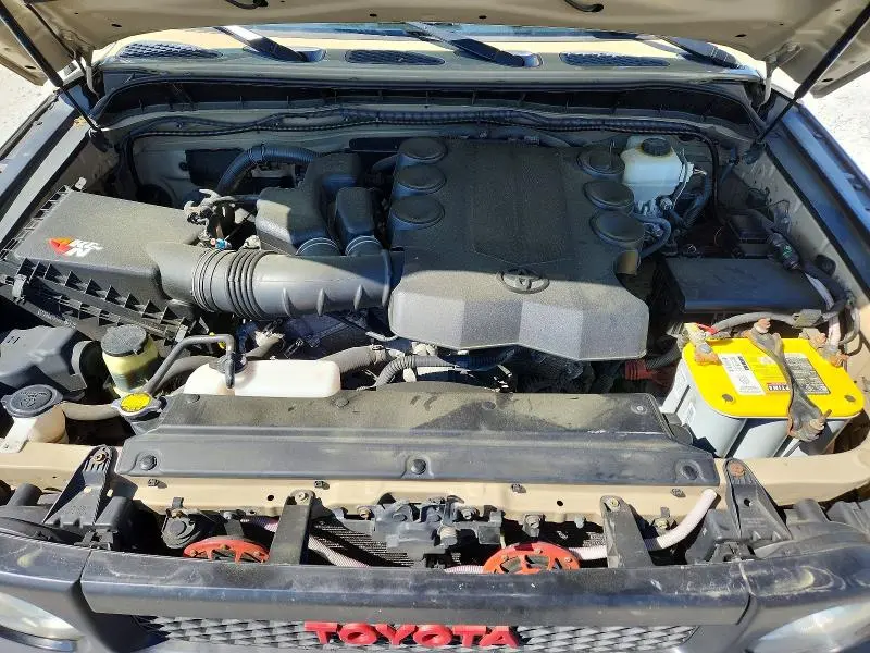 2013 TOYOTA FJ CRUISER BASE  