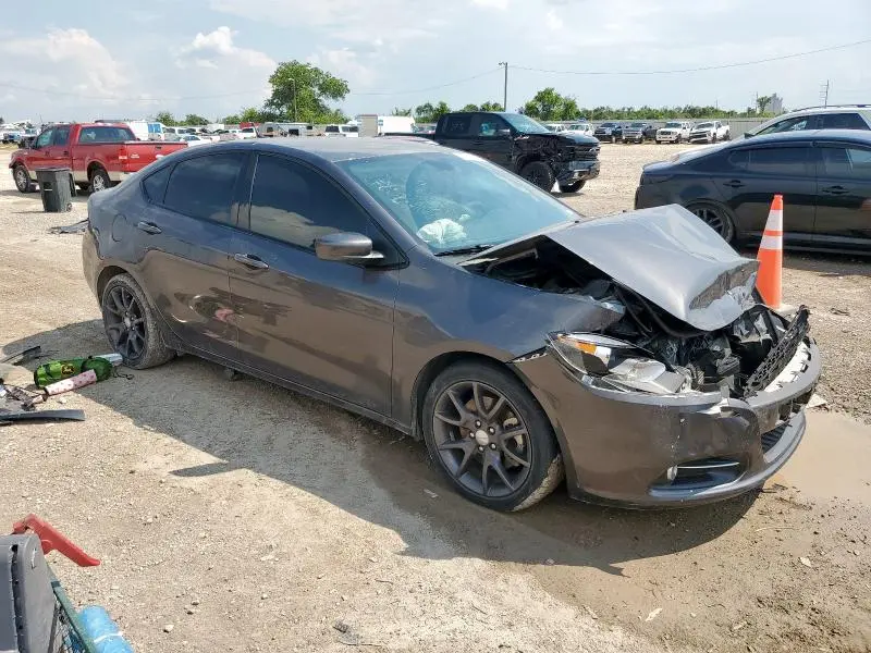 2016 DODGE DART SXT  