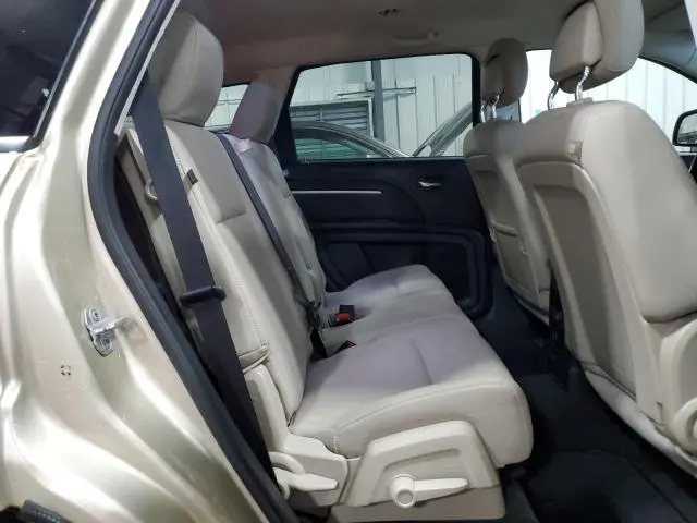 2010 DODGE JOURNEY SXT  