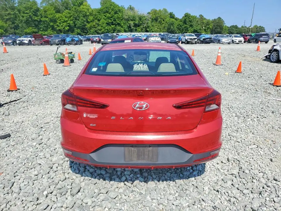 2019 HYUNDAI ELANTRA SE  